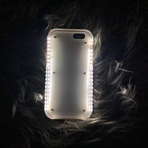 iPhone 6/6s light up case!! ✨✨